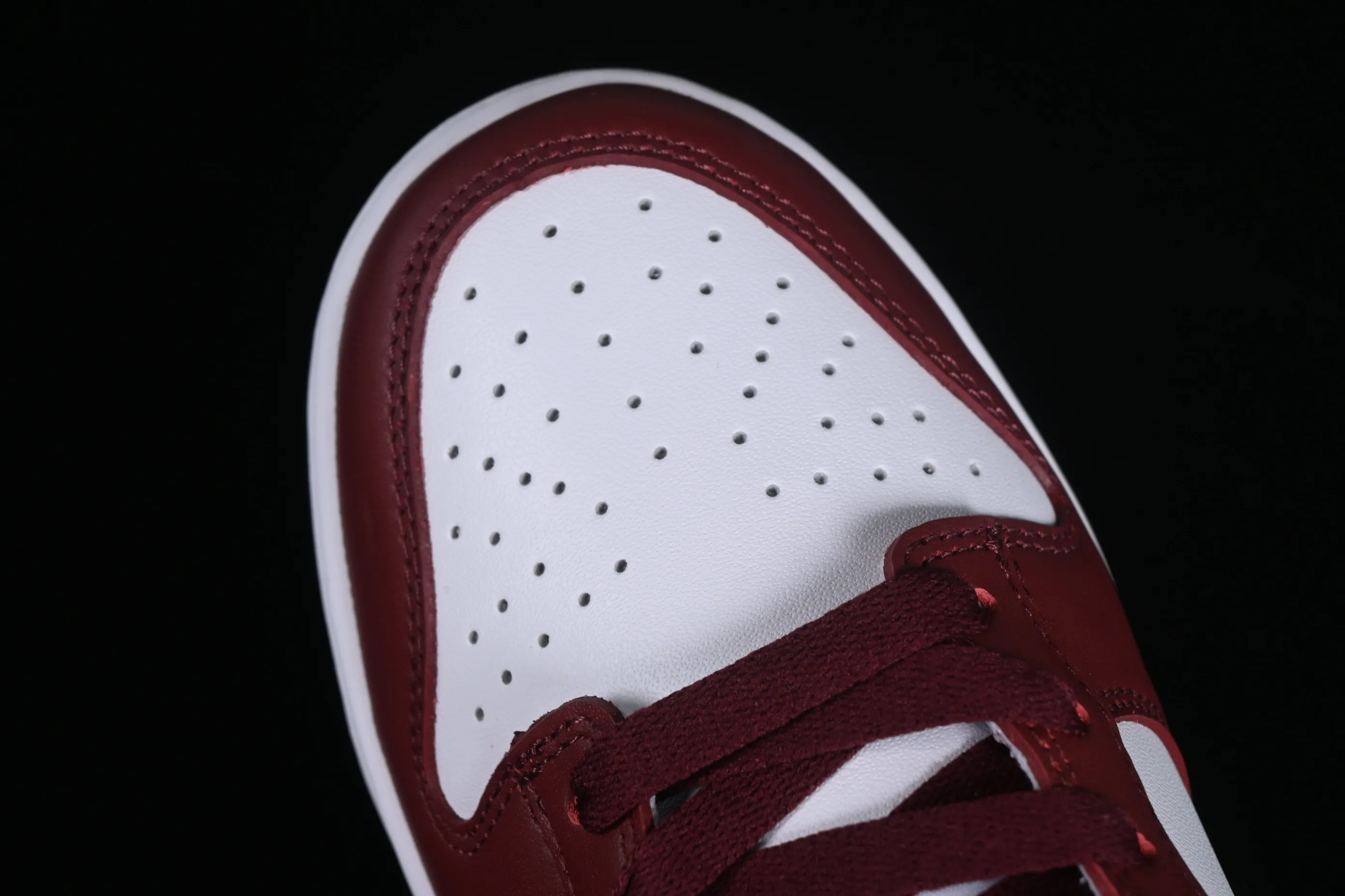 All categories Nk SB Dunk series Nk SB Dunk Low low-top sneakers Nk Dunk Low burgundy black SB low-top sports and leisure sneakers FJ4616-600